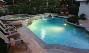 Outdoor pool, a heated pool - Upscale 6 Bed, 5 Ba, New Pool W/jacuzzi, 1/2 Mile Walk to Disney (Anaheim)