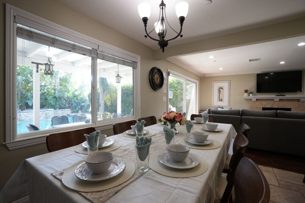 House, Multiple Beds, Pool Access, Pool View (Destination #05) | Dining
