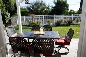 House, Multiple Beds, Pool Access, Ocean View (Destination #01) | Outdoor dining