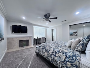 House, Multiple Beds, Pool Access, Ocean View (Destination #01) | 6 bedrooms, individually decorated, individually furnished, bed sheets - Sensational 6 Bedroom 4 Bathroom Pool Home (3 Master Bedrooms W/bathrooms) (Anaheim)