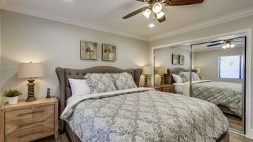 Ferienhaus, Mehrere Betten, Terrasse ( Destination #41) | 6 Schlafzimmer, individuell dekoriert, individuell eingerichtet