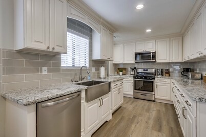 5 Bedroom plus loft room, 3 Bath home