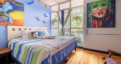 ITZAE HAB. BABY BLUE POLANQUITO ON THE WAY TO THE AUDITORIUM