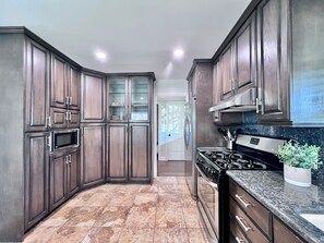 Coffee/tea maker, electric kettle - Destination #07 (Anaheim)