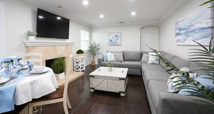 Incredible 5 Bedroom, 4 Bath, Rock Pool & Jacuzzi Home, 1/2 Mile Walk To Disney