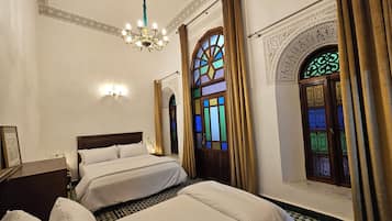 Free WiFi, bed sheets