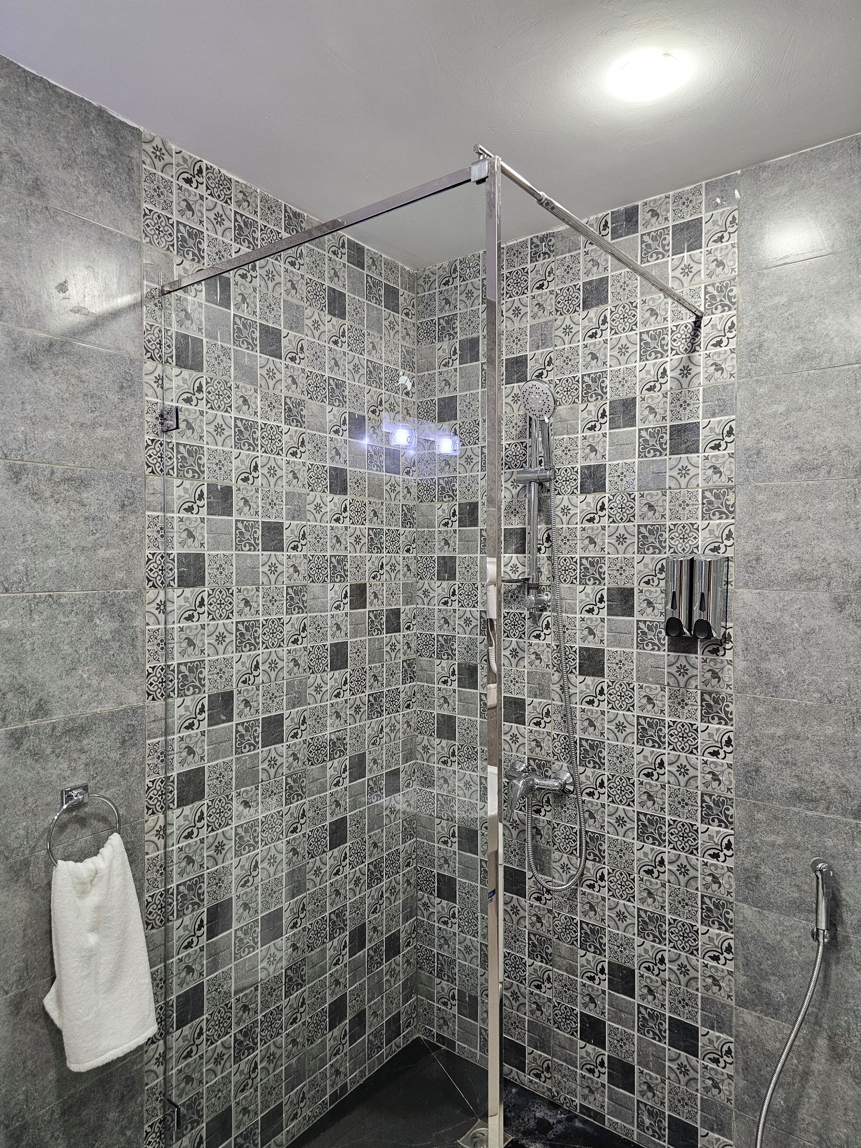 Family Triple Room | Free WiFi, bed sheets