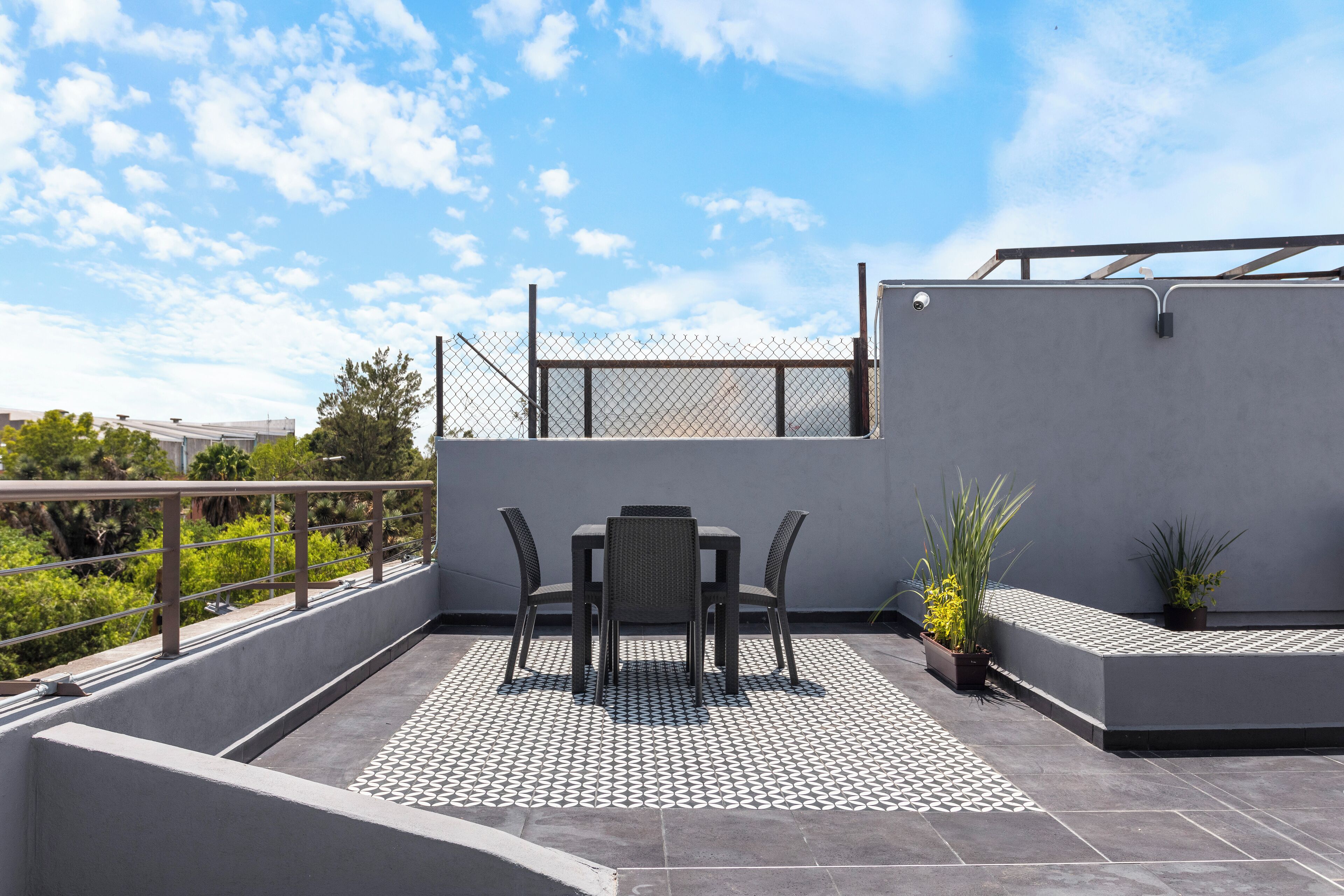 Foto - Universidad by Homirent