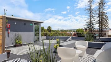 Basic lakosztály | Terasz/udvar