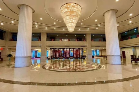 Interior. Yizhengyuan Hotel