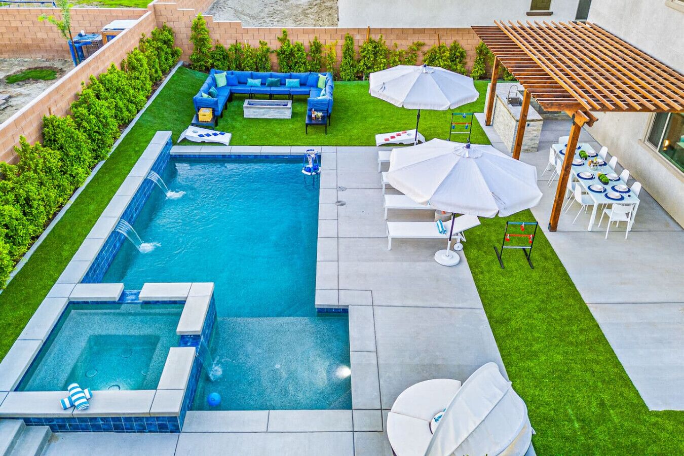 Een verwarmd zwembad