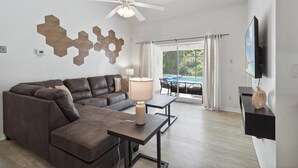 Unclassified image, 2 of 31, button - Great Community, amazing private pool, near Disney! (Davenport)