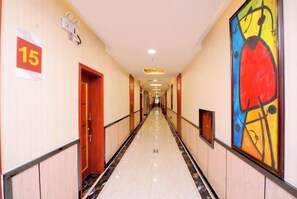 Interior - Yijiang Hotel (Wusu)