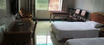Changning Xiuyuan Hotel