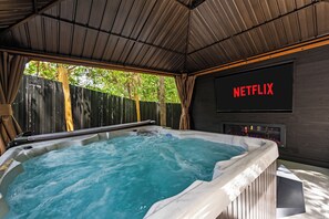 室外 SPA 浴池