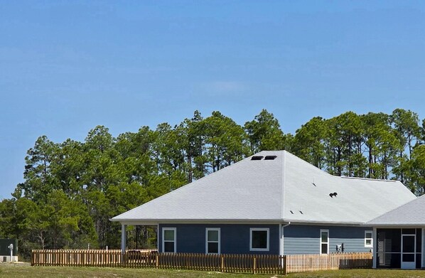 Casa, várias camas (Backwater Bliss) | Fachada