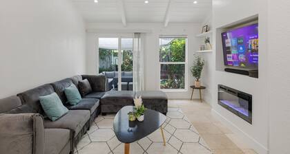 Molivu Homes 3BR | NewRemodel | PetFriendly | Yard