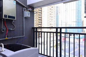 View from property - Shanghe Hotel Apartment (Shenzhen Science and Technology Park Vientiane World) (Shenzhen)