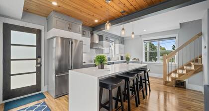 Trendy & Chic | Designed with Love near Downtown