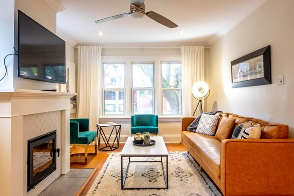 تلفزيون ذكي