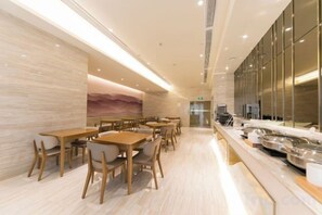 Unclassified image, 2 of 47, button - JI Hotel (Ningbo Beilun Yintaicheng) (Ningbo)