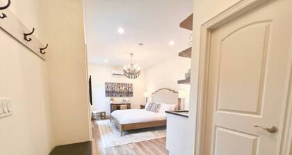 Charming Studio- Quiet & Private