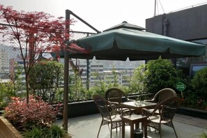 Unclassified image, 2 of 22, button - Jiange Hotel (Jiange)