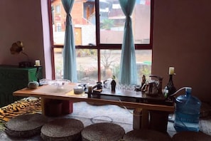 Lobby lounge - Shuiyunjian Inn (Yanyuan)