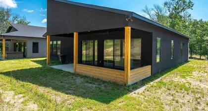 Family Fun House - Pet Friendly-