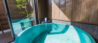 The Village Yufuin Onsen Glamping