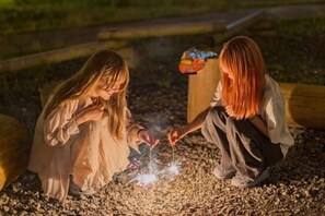 Children's area - The Village Yufuin Onsen Glamping (Yufu)