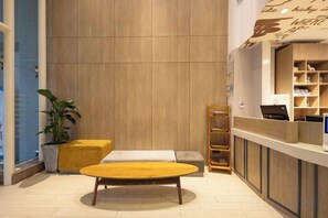 Lobby - HanTing Premium Hotel (Wuhan Huake University Innovation Street) (Wuhan)