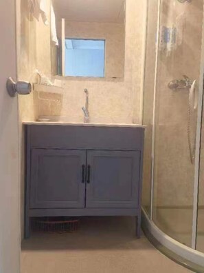 Bathroom - Wuxiang Greenrunpeng Express Hotel (Wuxiang)