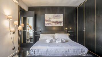 2 chambres, fer et planche Ă repasser, Wi-Fi, draps fournis