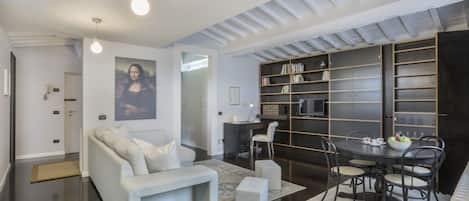 TV, books