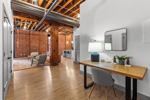 Interior - Brick & Bed - 2B/2B Spacious Riverfront Loft (St. Louis)