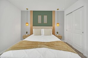 6 Schlafzimmer, Bügeleisen/Bügelbrett, kostenloses WLAN, Bettwäsche