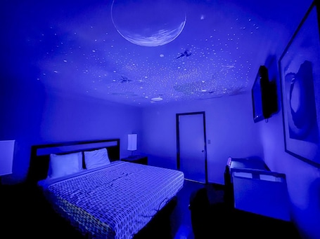 单人房 | 办公桌、笔记本电脑工作区、免费 WiFi、床单