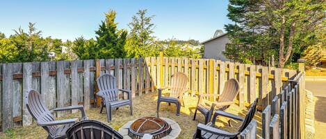 House (3 Bedrooms) | Front of property