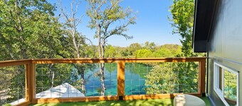 The Sky Castle | 3 Beds 2 Baths