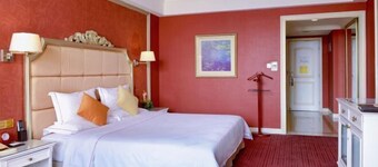 Country Garden Phoenix Hotel