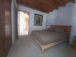 3 bedrooms, WiFi - Villa Georgina, full of life (2) (Valle de Bravo)
