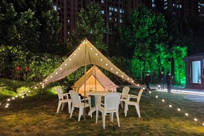 Outdoor dining - Jiangyan Hotel (Taizhou)