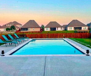 Pool - 5BR home with pool, 3 baths; spacious, serene for unforgettable stays (Slidell)