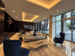 Lobby - Lux 2BR Marina | Stunning Views (Dubai)