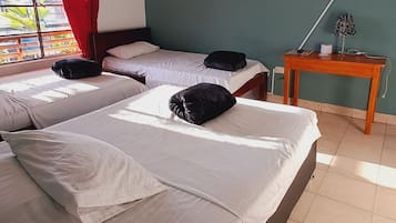 Family Room | Free WiFi