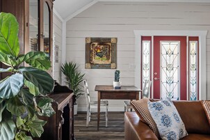 House, 1 King Bed, Patio, Mountain View | Living area | 55-inch Smart TV with digital channels, Netflix, streaming services