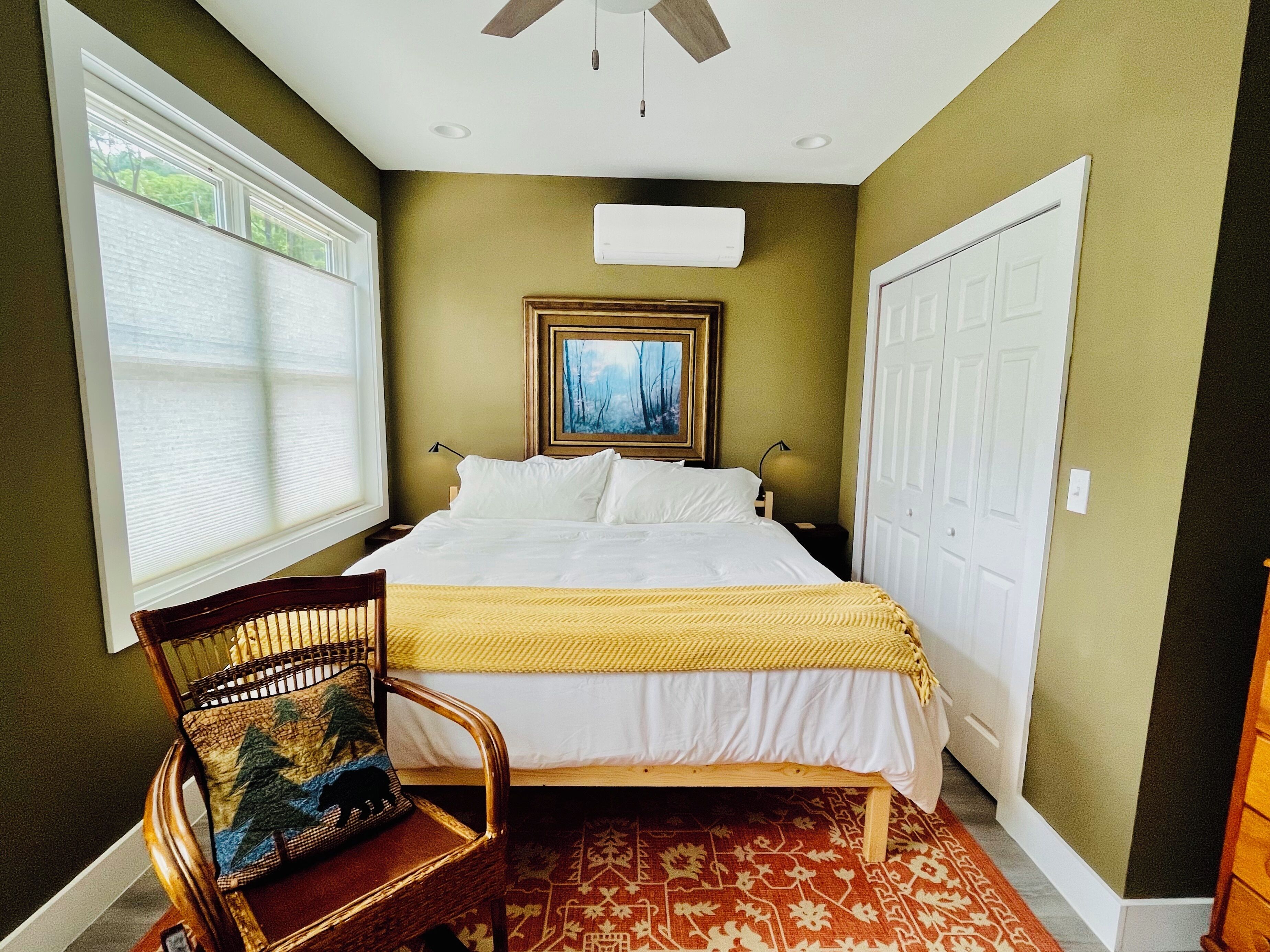 1 habitación, tabla de planchar con plancha, wifi gratis y ropa de cama 