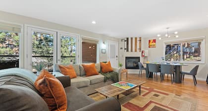 Heavenly Ski Escape - Spacious 4BR Mountain Chalet