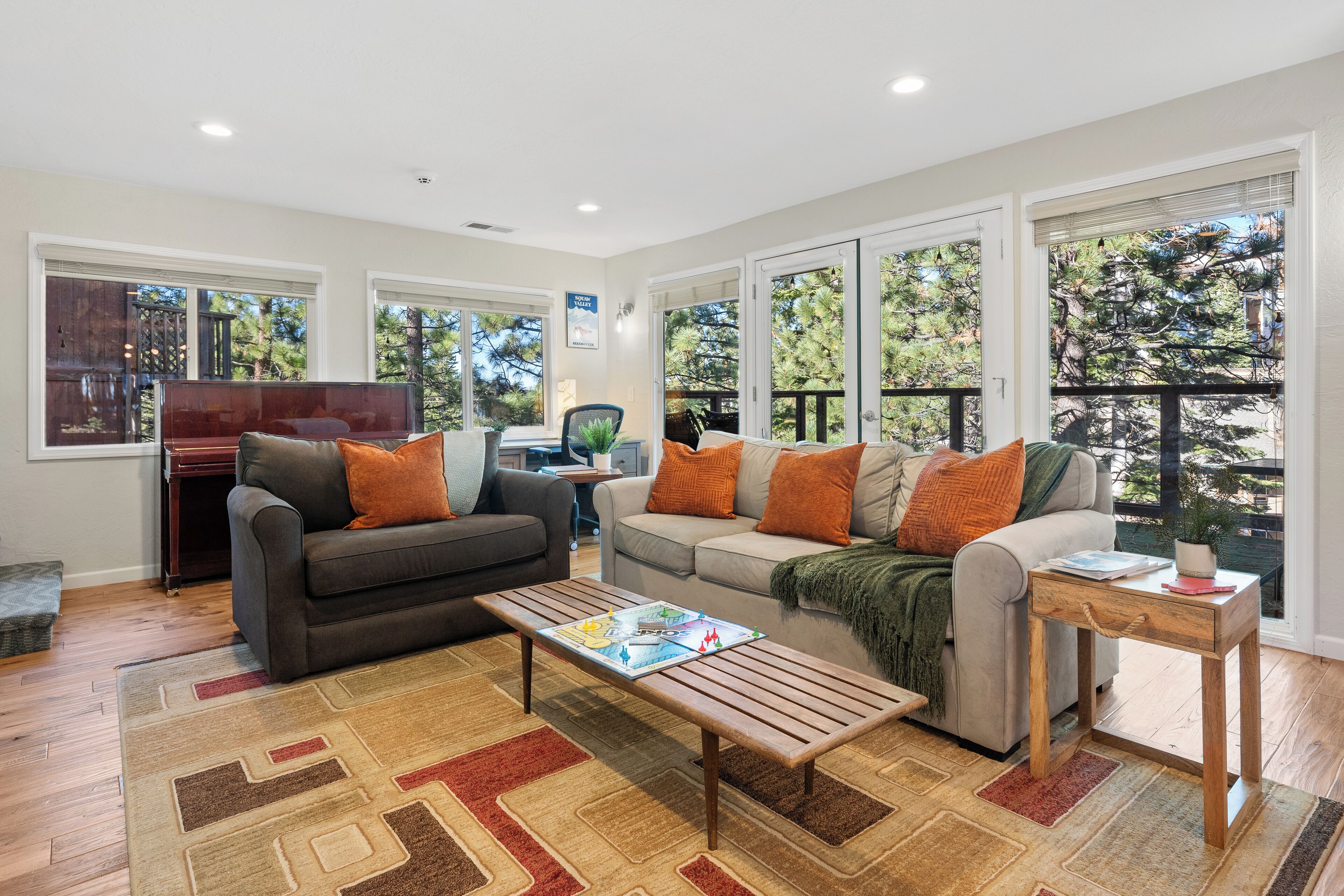 Smart TV, fireplace, offices